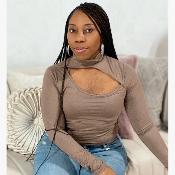 (NWT) Long Sleeve Cut Out Double Layer / Long Crop Top - Cocoa - Picture 1 of 4